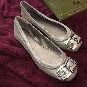 Gianni Bini Ballet Flat